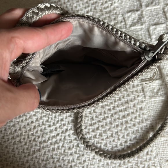 Knit Purse - Picture 2 of 6